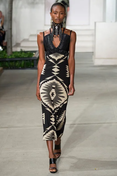 Look 28